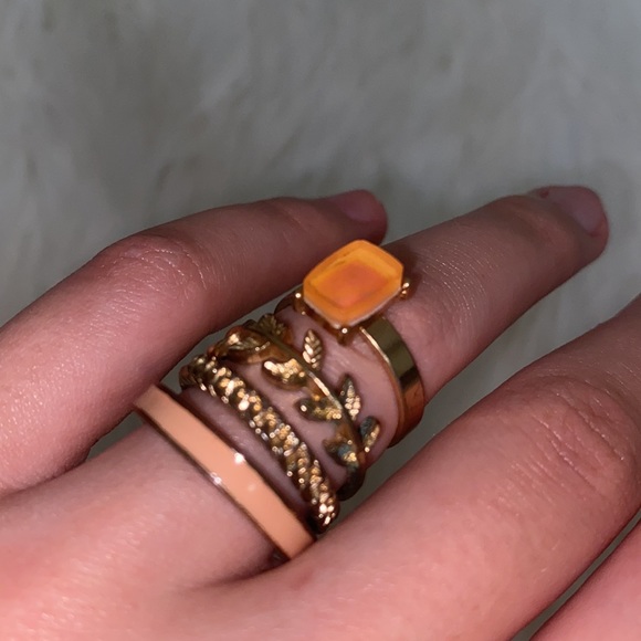 Rustic vintage ring set - Picture 4 of 4